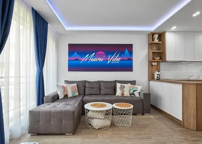 Апартамент Miami Vibe By Estateautomata Бургас