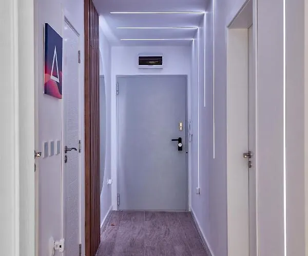 Miami Vibe By Estateautomata Апартамент Бургас